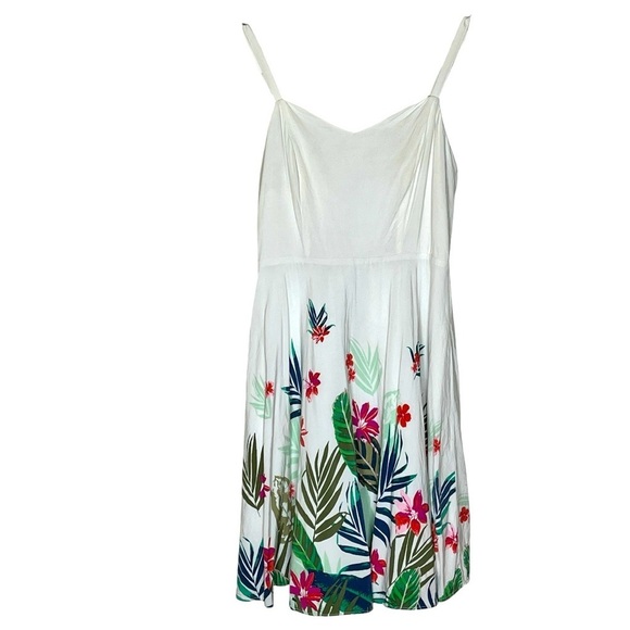Old Navy Spaghetti Strap Cami Dress White Tropical Floral Smocked Back Small - Picture 1 of 8